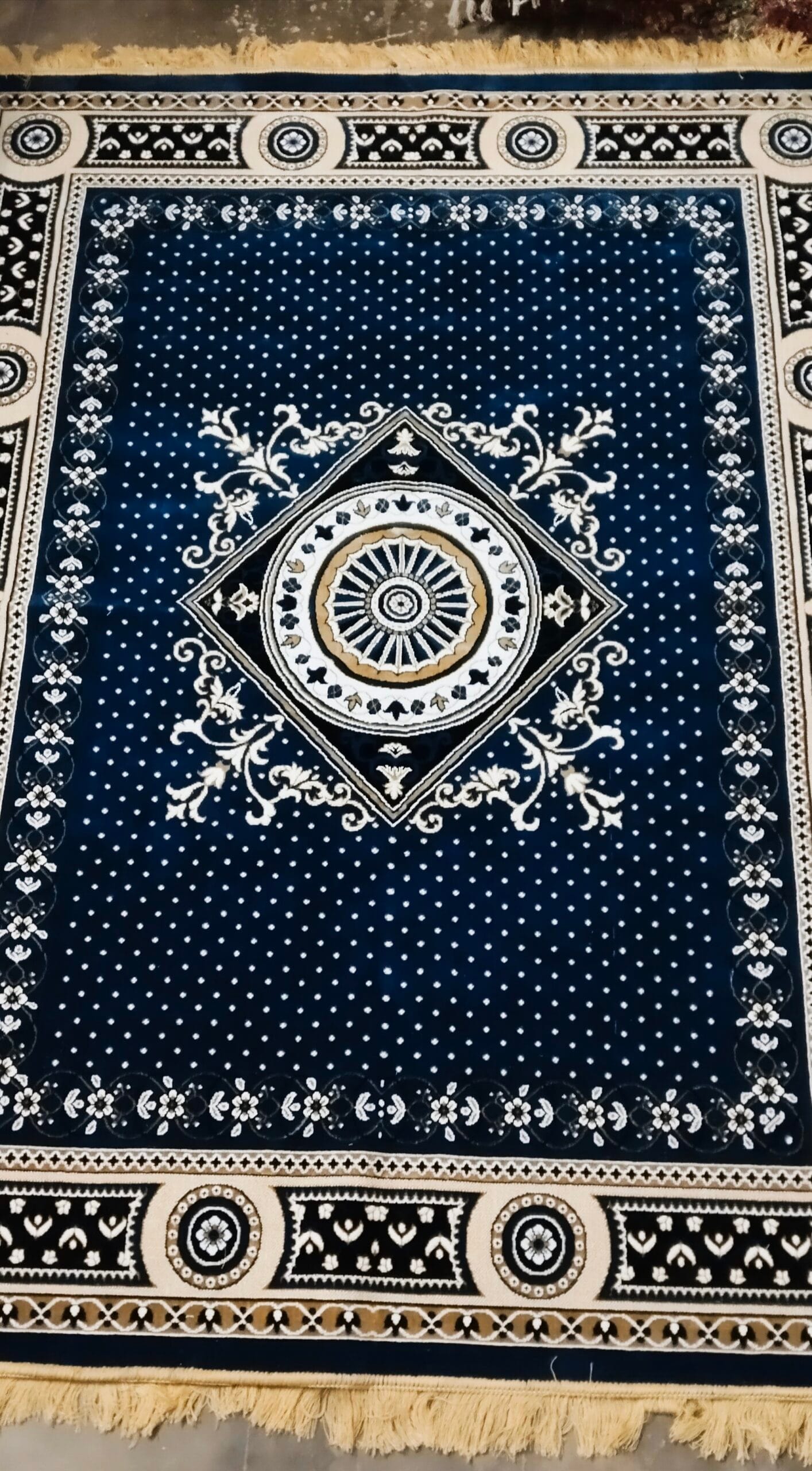 Navy blue and cream traditional Jhelam synthetic woollen carpet 5 x7 feet for living room and bedroom decor , washable